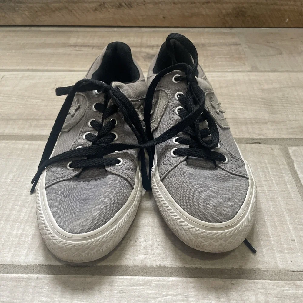 Converse All Star‎ Low Chuck Taylor Gray Lace Up Shoes Sneakers Youth Size 3